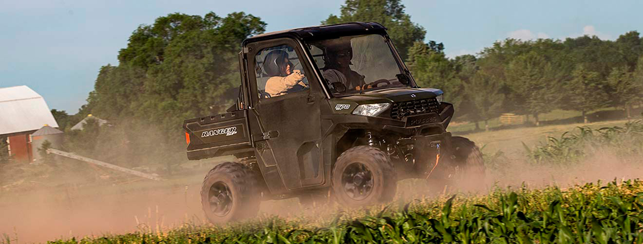 Veículos off-road são utilizados no trabalho rural